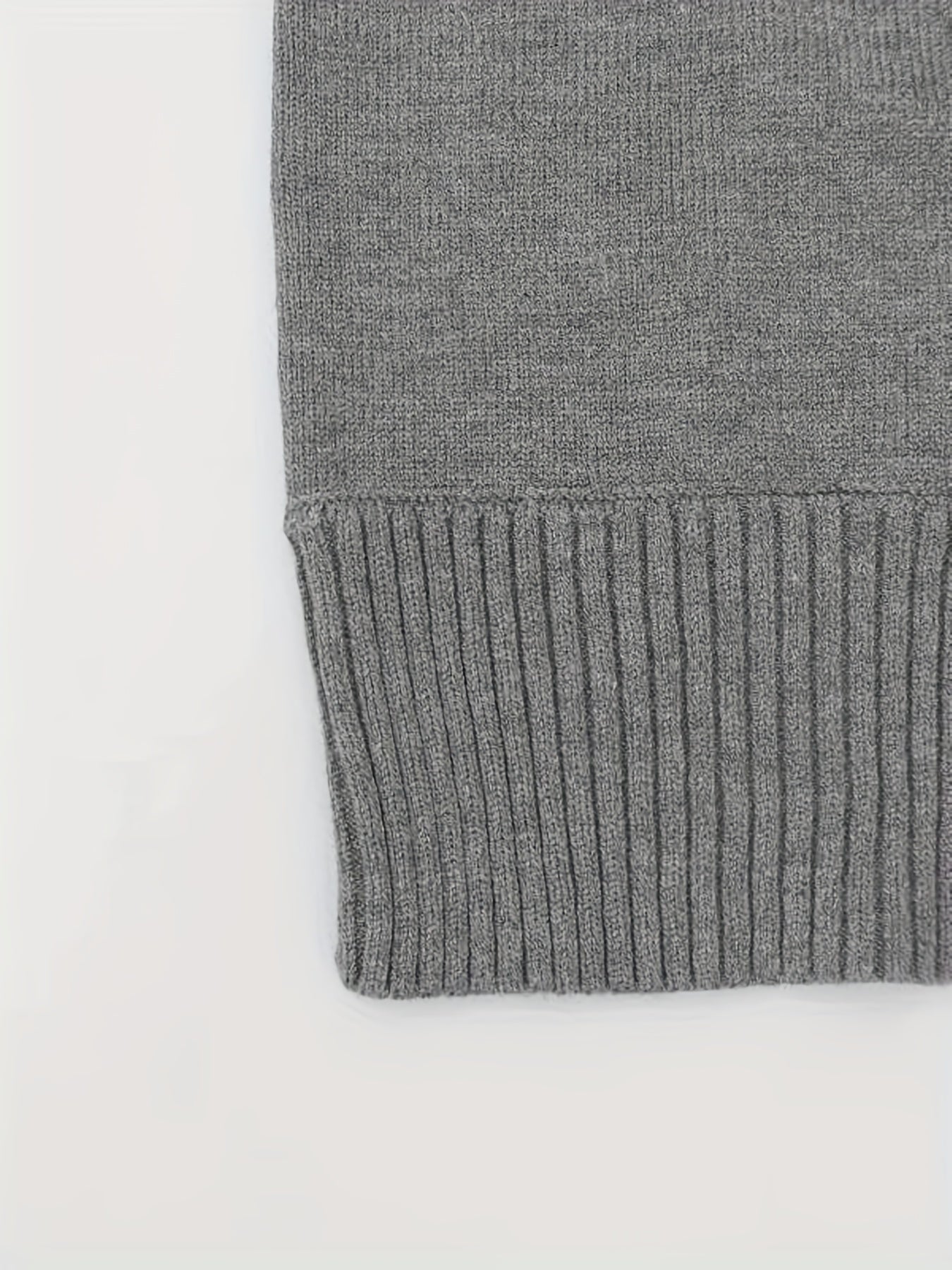 Lushé Dame Strikketrøje – Elegant Frontsnit