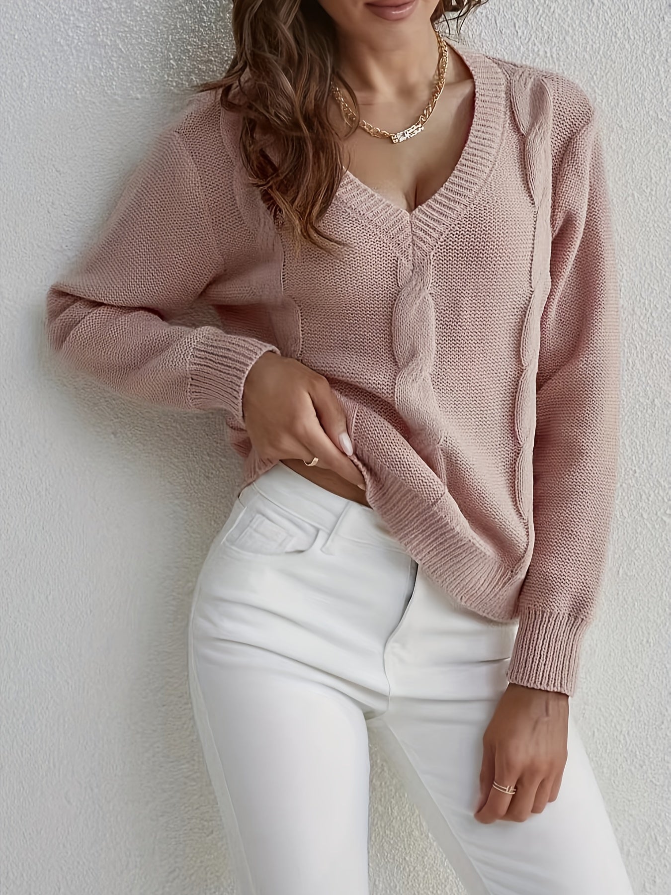 Svea V-neck Sweater – Classic Knitted Women's Sweater