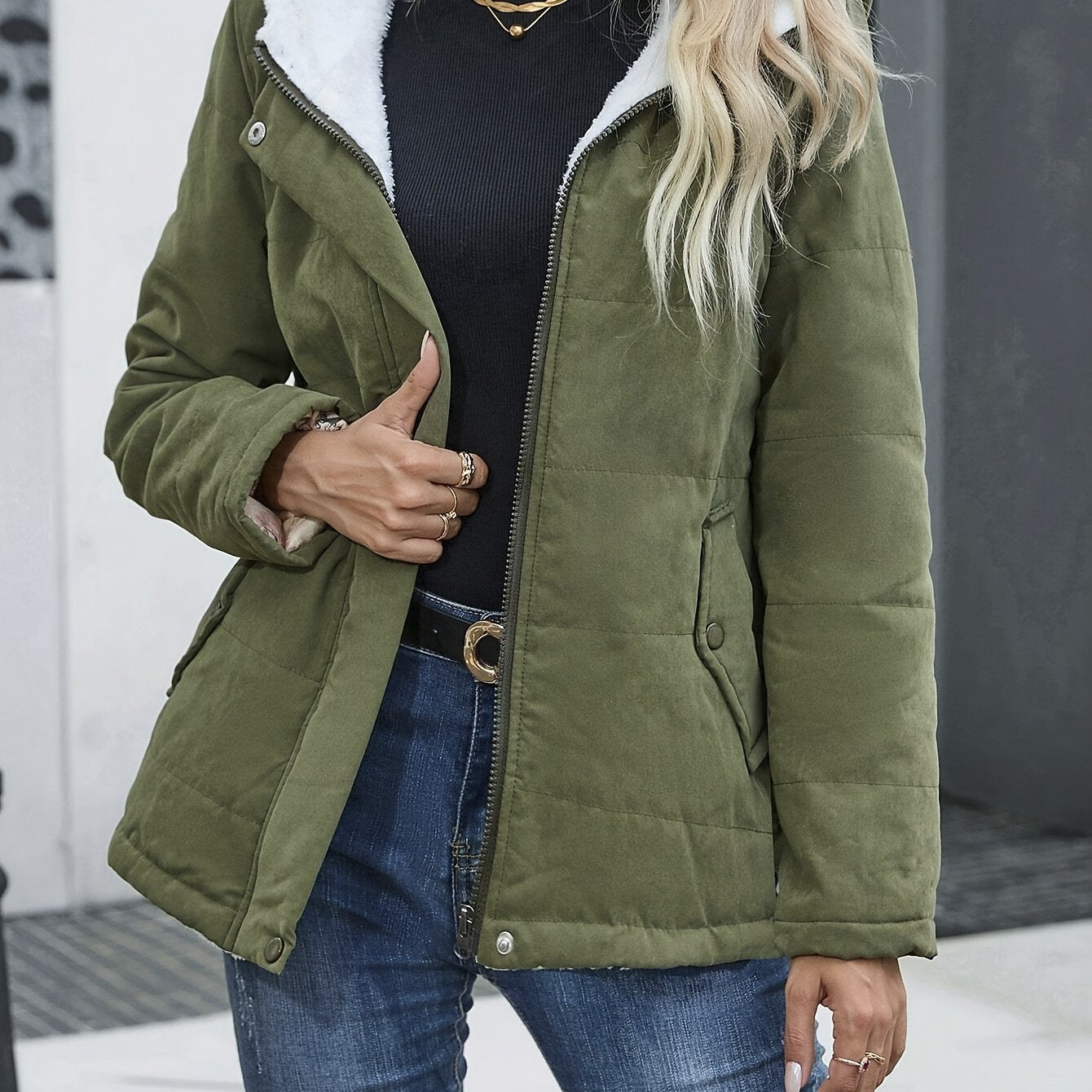 Liora™ | Lightweight Winter Jacket with Hood & Faux Fur for Women