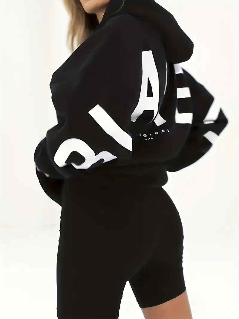 Ravissa Everyday Hoodie – Relaxed Fit with Simple Style