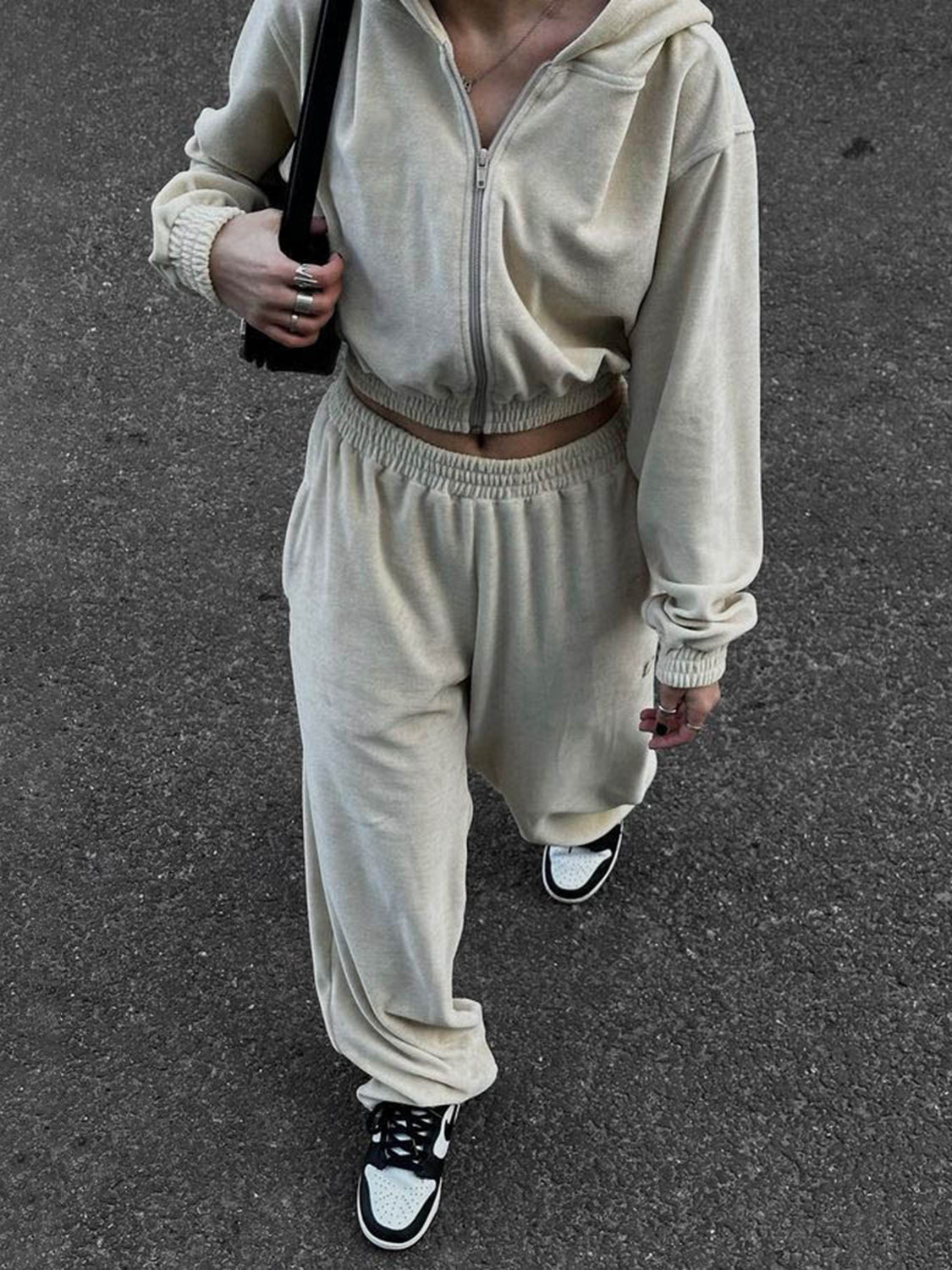 Elskea – Dam Croppad Hoodie & Lounge-Set