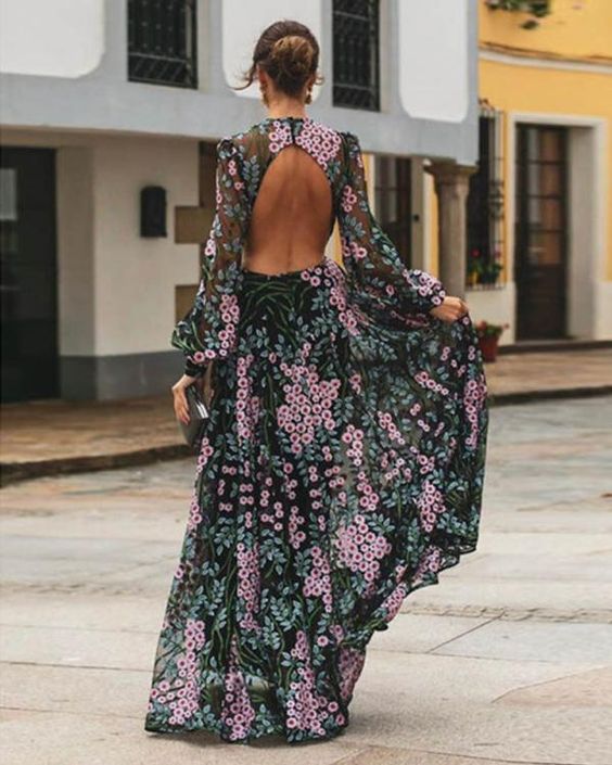 Elowen Maxiklänning | Romantisk Boho med Vintagekänsla och Öppen Rygg