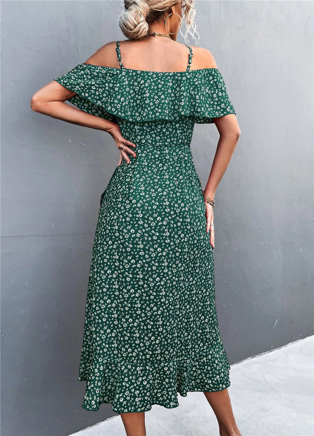 Sienna | Asymmetrisk maxikjole med boho-blomster