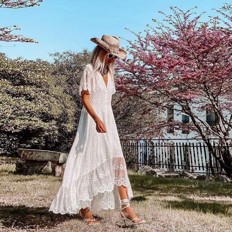 Eloura | Broderad Boho-Maxiklänning i Spets