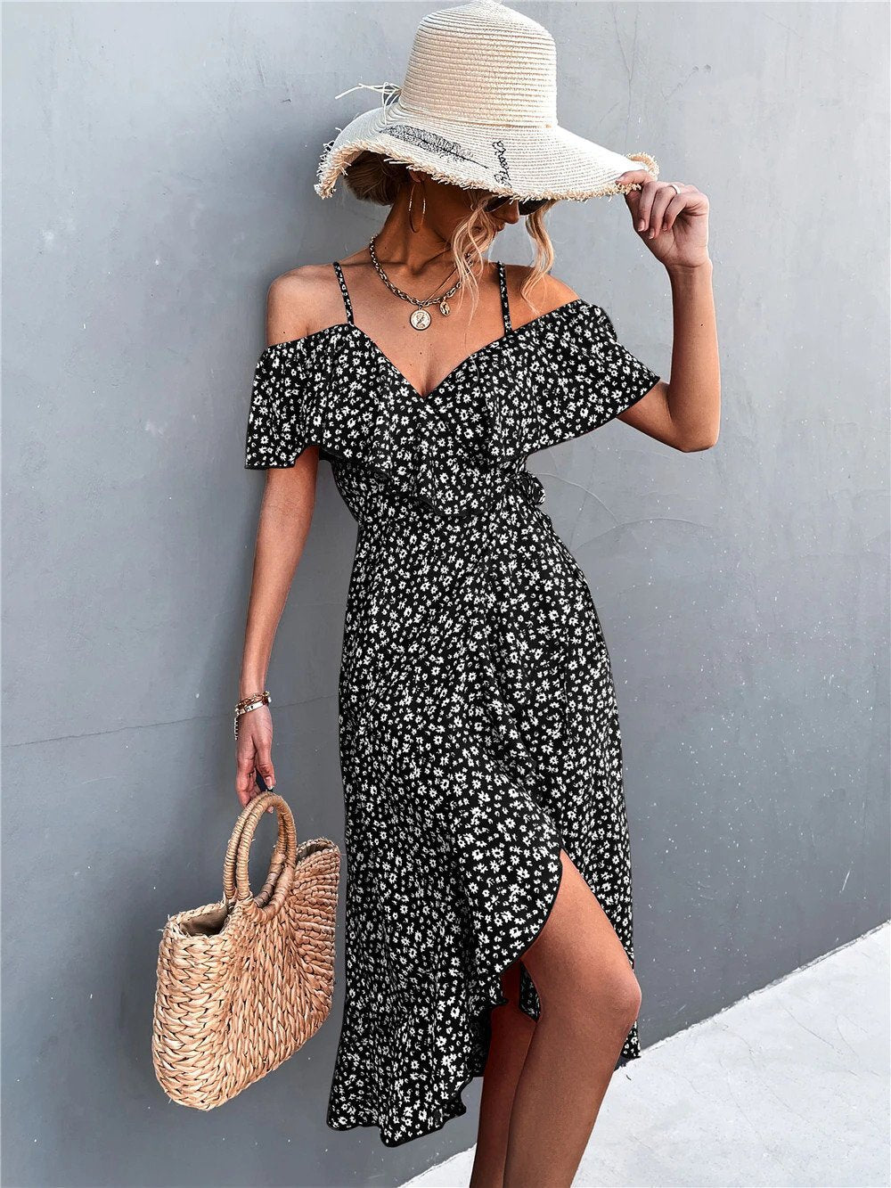 Sienna | Asymmetrisk maxikjole med boho-blomster