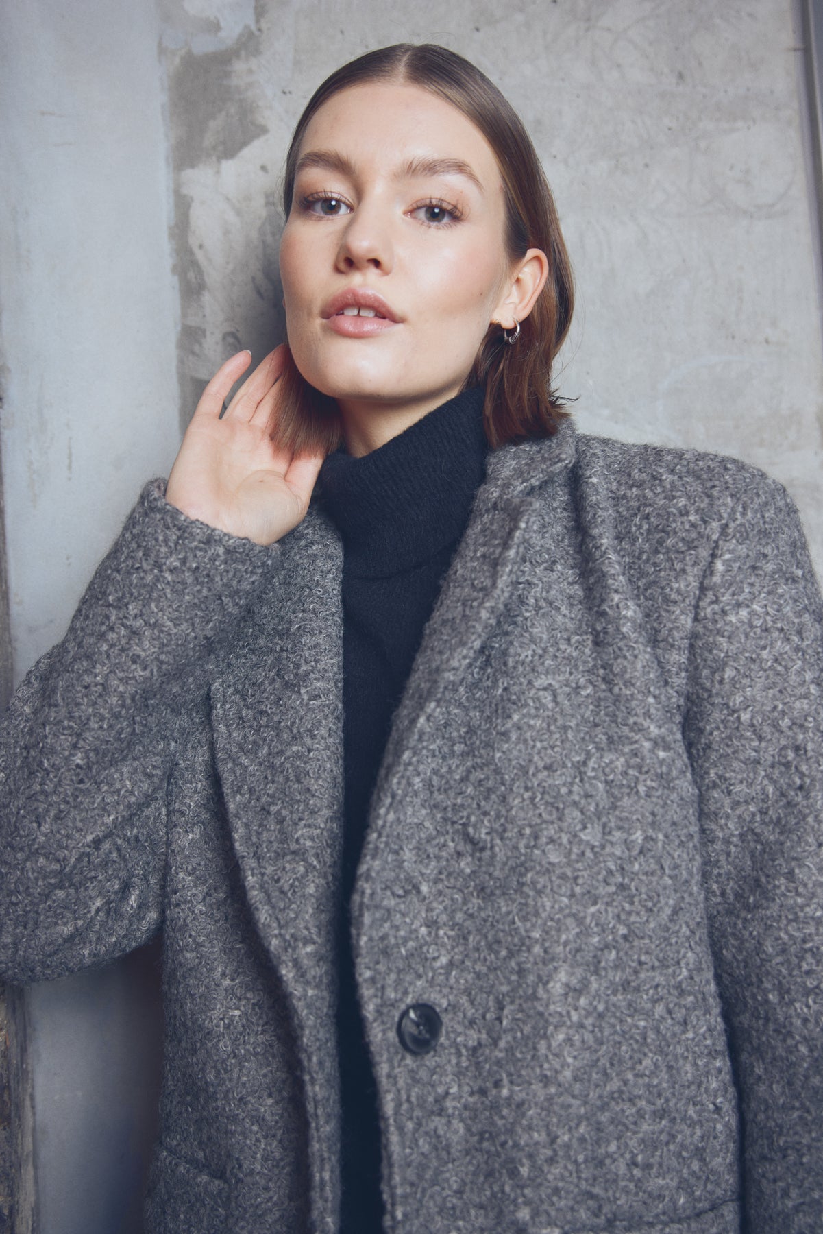 Desirée Damkavaj – Jetgrå Dobbeltradet Blazer