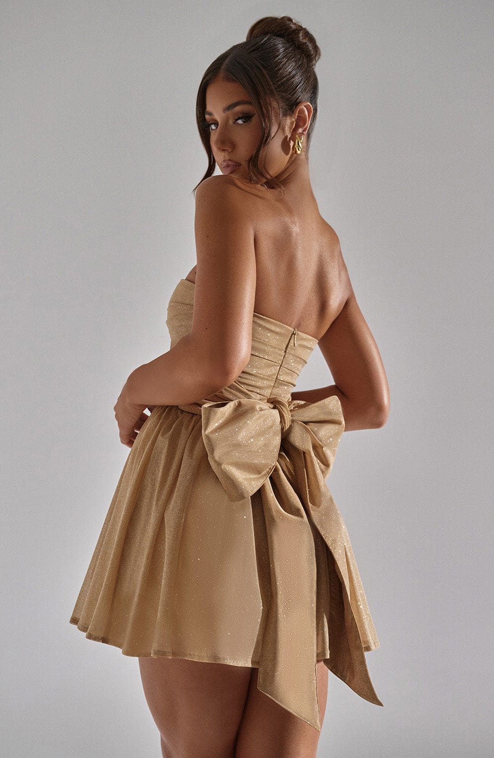 Aurélia | Strapless Glitter Dress with Voluminous Rose