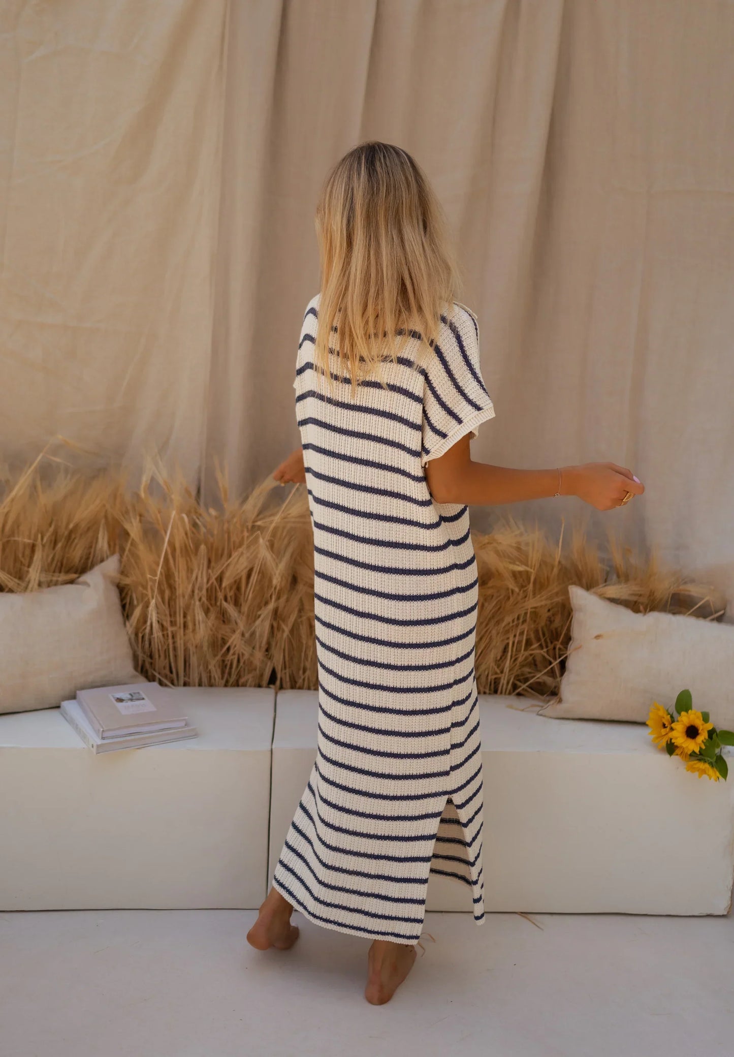 Elira | Randet Sommerkjole i Genanvendt Polyester