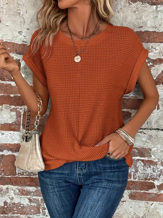 Matilda | Short-sleeved blouse with texture and buttons