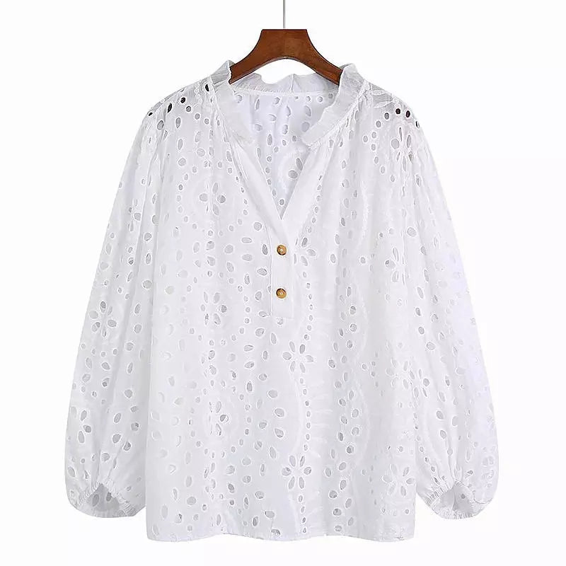 Elsie | Broderet sommerbluse i luftig polyester