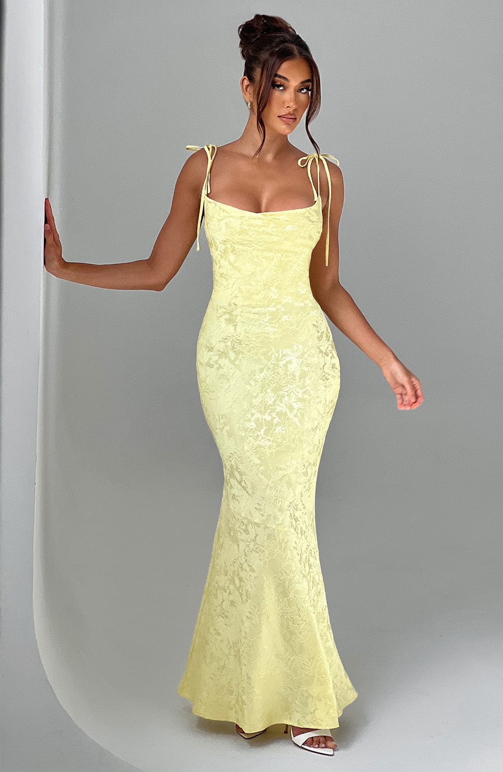 Whitney Maxi Dress – Romantic Silhouette in Lemon Blossom