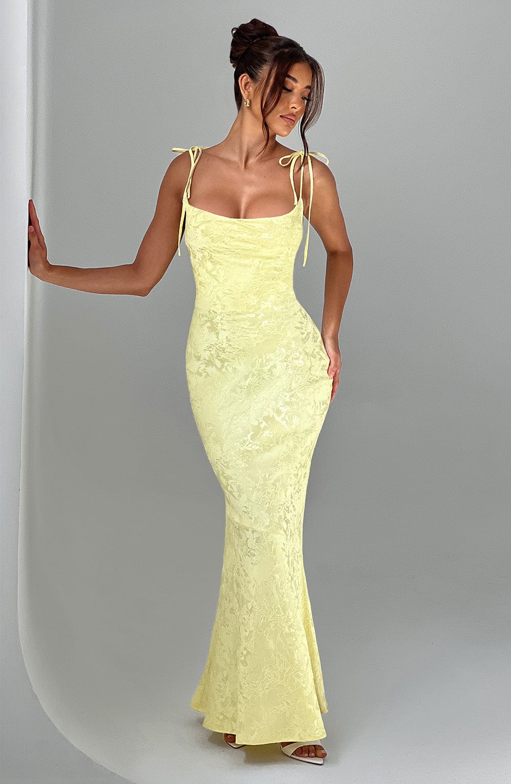 Whitney Maxi Dress – Romantic Silhouette in Lemon Blossom